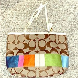 Tote bag